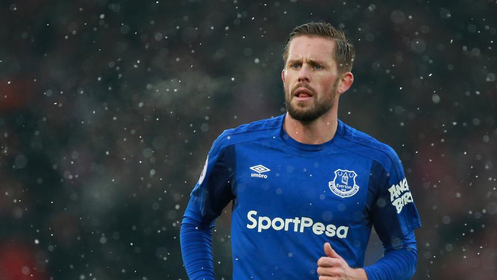 _勇士队三分雨持续，激战全场_，勇士三分最多的比赛